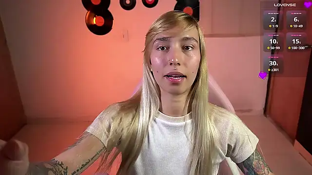 Saucy Jenn online show from March 20, 2026, 3:29 am