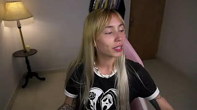 Saucy Jenn online show from March 6, 2026, 3:12 am