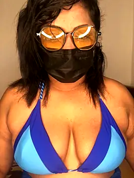  Cute ariana  online show from October 4, 2025, 7:54 am