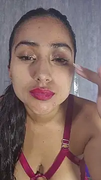 Valentinne z online show from November 7, 2025, 10:35 pm