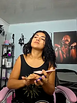 Snapshot of Hannah-grace chatting on October 4, 2025, 10:39 am Hannah-grace online show from October 4, 2025, 10:39 am