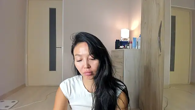 keiko hot online show from May 24, 2026, 3:28 am