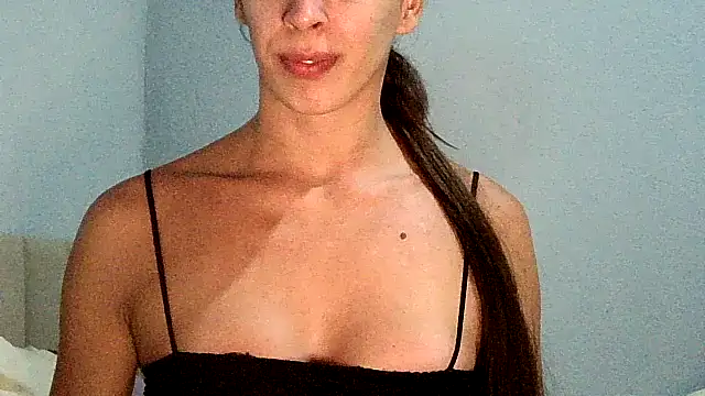 AlexiaDuucan online show from March 5, 2026, 2:08 am