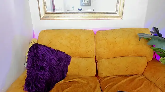 Kyomi chang online show from April 16, 2026, 1:34 pm