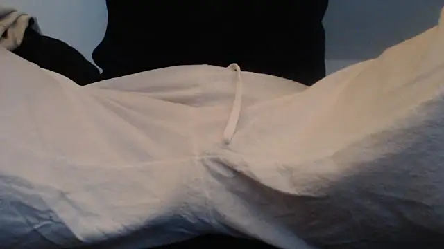 Snapshot of herver67 chatting on February 5, 2026, 3:41 pm herver67 online show from February 5, 2026, 3:41 pm