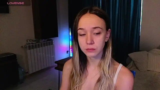 SexyCocobutt online show from November 19, 2025, 8:47 am