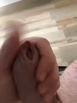 Snapshot of MagicKenzo99 chatting on December 16, 2024, 12:06 pm MagicKenzo99 online show from December 16, 2024, 12:06 pm