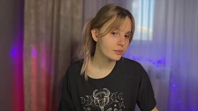 Snapshot of Chanel_Gill chatting on February 11, 2025, 5:16 am Chanel Gill online show from February 11, 2025, 5:16 am