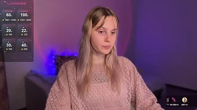 Snapshot of Chanel_Gill chatting on February 10, 2025, 9:15 pm Chanel Gill online show from February 10, 2025, 9:15 pm