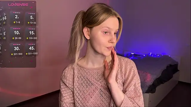 Snapshot of Chanel_Gill chatting on March 16, 2025, 12:34 am Chanel Gill online show from March 16, 2025, 12:34 am