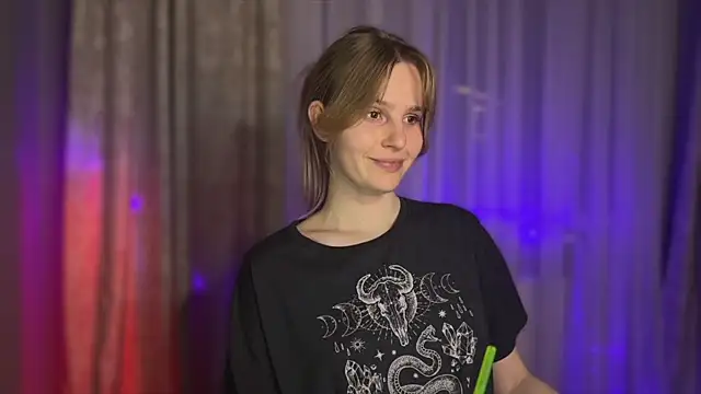 Snapshot of Chanel_Gill chatting on February 12, 2025, 6:40 pm Chanel Gill online show from February 12, 2025, 6:40 pm