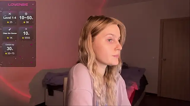 Snapshot of Chanel_Gill chatting on March 23, 2025, 5:10 am Chanel Gill online show from March 23, 2025, 5:10 am