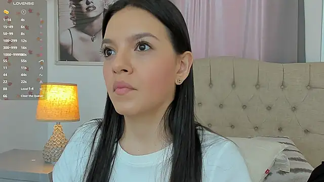 Snapshot of Beautyari_ chatting on November 5, 2025, 12:30 pm Beautyari online show from November 5, 2025, 12:30 pm