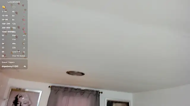 Snapshot of Beautyari_ chatting on November 21, 2025, 12:26 pm Beautyari online show from November 21, 2025, 12:26 pm