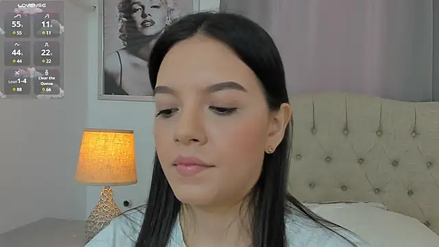 Snapshot of Beautyari_ chatting on March 5, 2025, 12:11 pm Beautyari online show from March 5, 2025, 12:11 pm