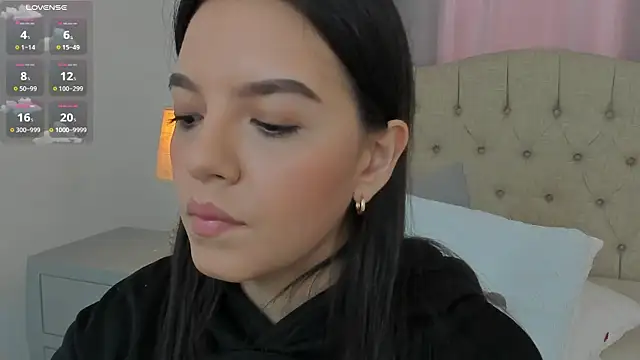 Snapshot of Beautyari_ chatting on March 12, 2025, 12:26 pm Beautyari online show from March 12, 2025, 12:26 pm