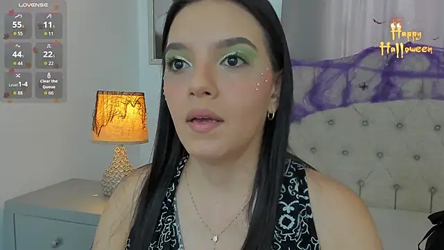 Snapshot of Beautyari_ chatting on October 17, 2025, 12:51 pm Beautyari online show from October 17, 2025, 12:51 pm