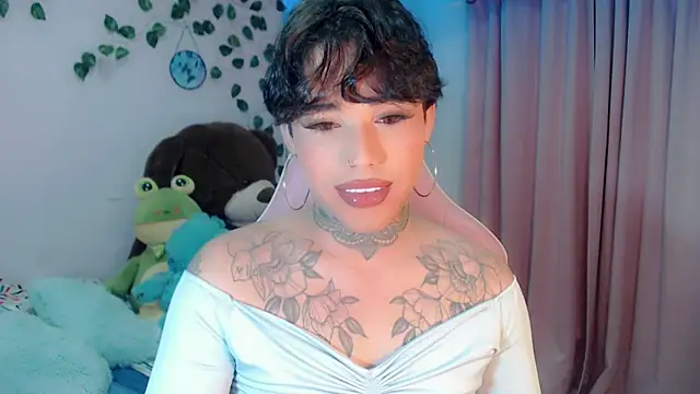 Snapshot of little_star_porn chatting on December 21, 2024, 11:34 pm little star porn online show from December 21, 2024, 11:34 pm