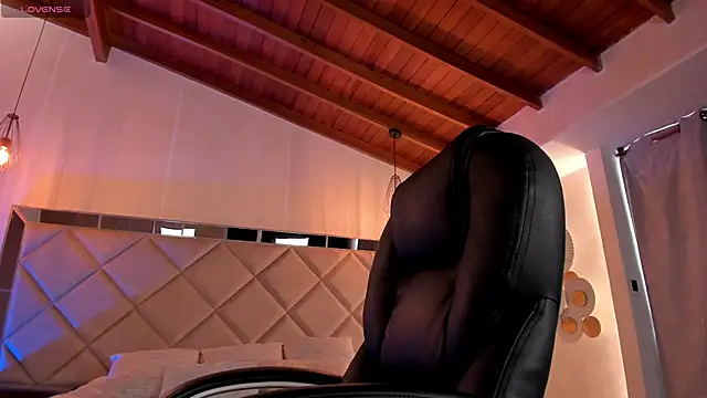 JennaOlsonX online show from March 3, 2025, 6:56 pm