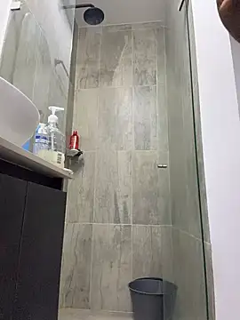 Snapshot of stormyy_ chatting on February 24, 2026, 1:17 am stormyy online show from February 24, 2026, 1:17 am