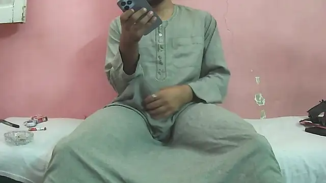 foxsanSs online show from September 14, 2025, 11:21 am