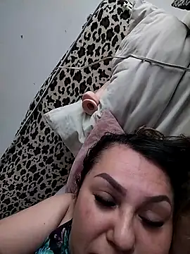 Myrnasexxx online show from November 25, 2025, 4:18 pm