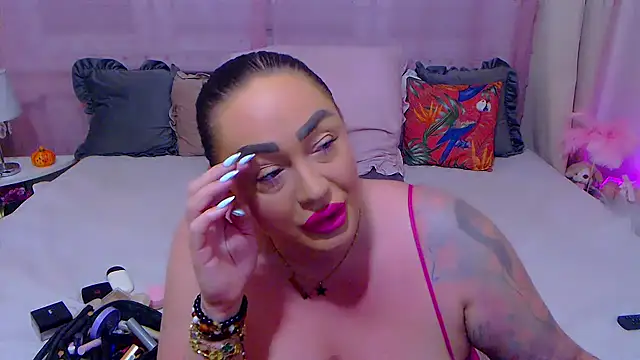 BustyVicky online show from September 27, 2025, 9:54 pm