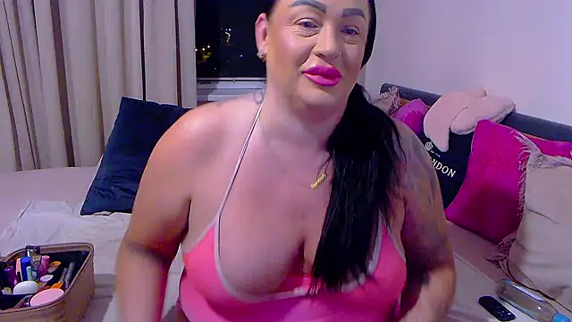 Snapshot of BustyVicky chatting on May 23, 2026, 9:14 pm BustyVicky online show from May 23, 2026, 9:14 pm
