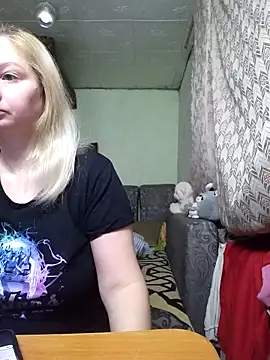 BustyBlond online show from February 8, 2026, 4:43 am