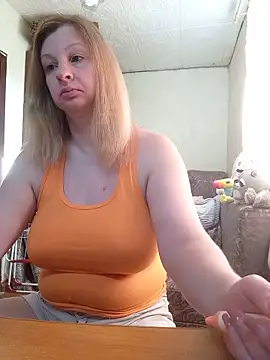 BustyBlond online show from May 25, 2026, 4:23 am