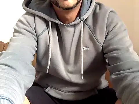 SMOKERBEASTBR online show from February 23, 2026, 4:07 pm