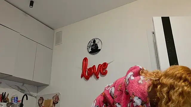 Simabigsmile online show from February 7, 2026, 3:42 pm