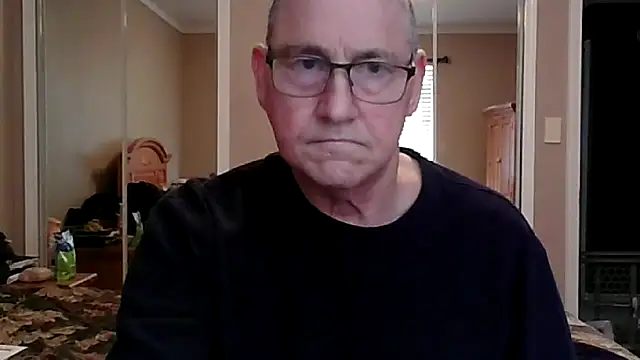 Snapshot of takeitall101 chatting on February 10, 2026, 4:17 pm takeitall101 online show from February 10, 2026, 4:17 pm