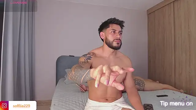 Snapshot of elbustamante chatting on September 29, 2025, 10:37 pm elbustamante online show from September 29, 2025, 10:37 pm