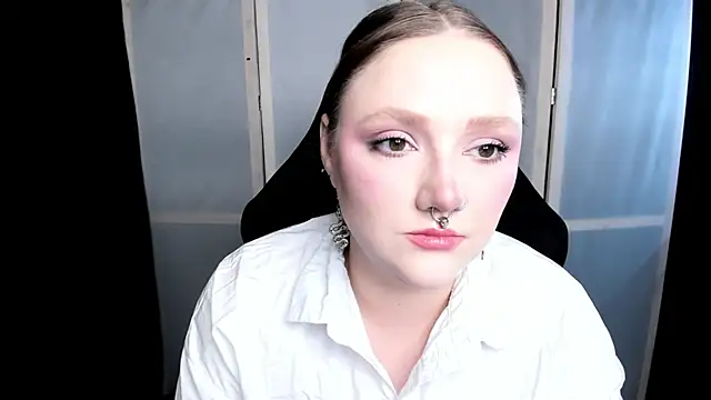 Snapshot of YourDyingBride chatting on November 10, 2025, 6:40 am YourDyingBride online show from November 10, 2025, 6:40 am