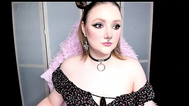 Snapshot of YourDyingBride chatting on June 28, 2026, 12:06 am YourDyingBride online show from June 28, 2026, 12:06 am