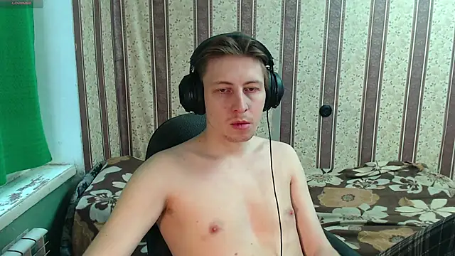 darienlarge online show from November 18, 2025, 11:13 am