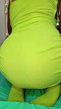 Snapshot of marypaula chatting on October 27, 2025, 8:26 am marypaula online show from October 27, 2025, 8:26 am