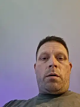 curiouscock38 online show from October 29, 2025, 8:19 pm