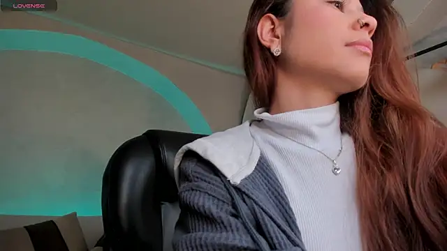 ErikaBenz  online show from October 25, 2025, 12:28 pm