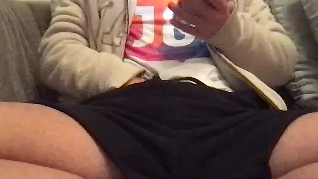 Kai20021819 online show from December 3, 2025, 7:35 pm