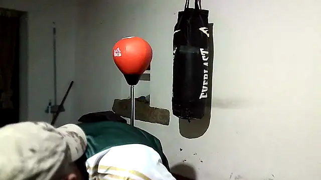 Sinlimites35 online show from October 15, 2025, 7:00 pm