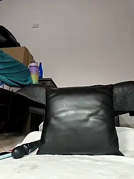 Snapshot of shelby_kutter chatting on February 6, 2026, 6:26 pm shelby kutter online show from February 6, 2026, 6:26 pm