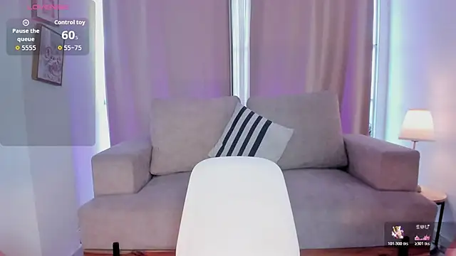 barbie es online show from November 26, 2025, 2:39 pm