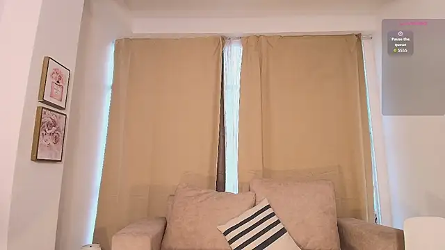 barbie es online show from September 18, 2025, 2:20 pm