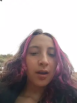  Laary online show from November 2, 2025, 8:14 pm