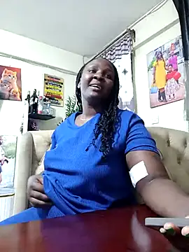 Toomuchbooty33 online show from October 8, 2025, 8:31 pm