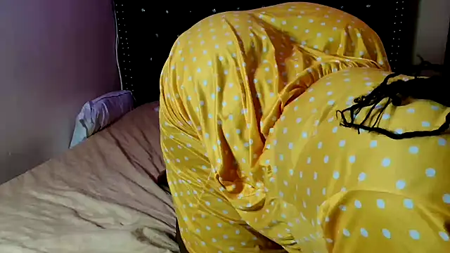 Toomuchbooty33 online show from September 30, 2025, 12:55 pm