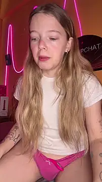 -veranito- online show from March 3, 2026, 9:11 pm