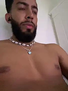 Snapshot of Alessandro__Rossi chatting on February 20, 2026, 4:31 pm Alessandro Rossi online show from February 20, 2026, 4:31 pm